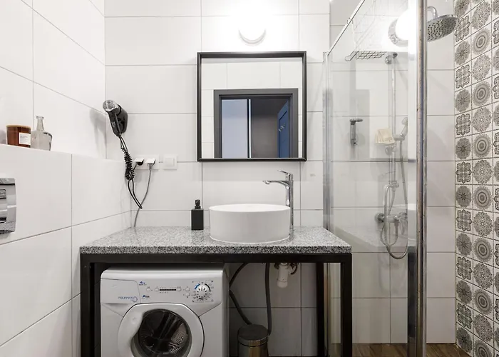 Urban Chic - Main Rail Station - Stylish - K28 Wroclaw