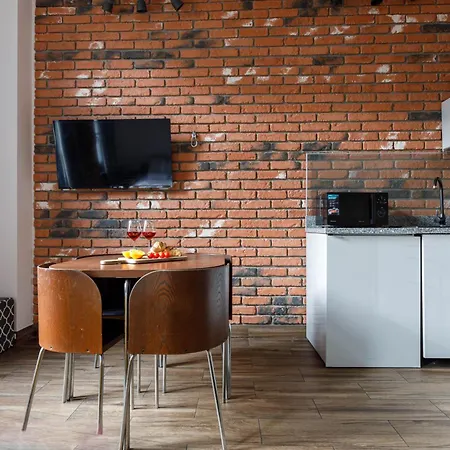 Urban Chic - Main Rail Station - Stylish - K28 Wroclaw